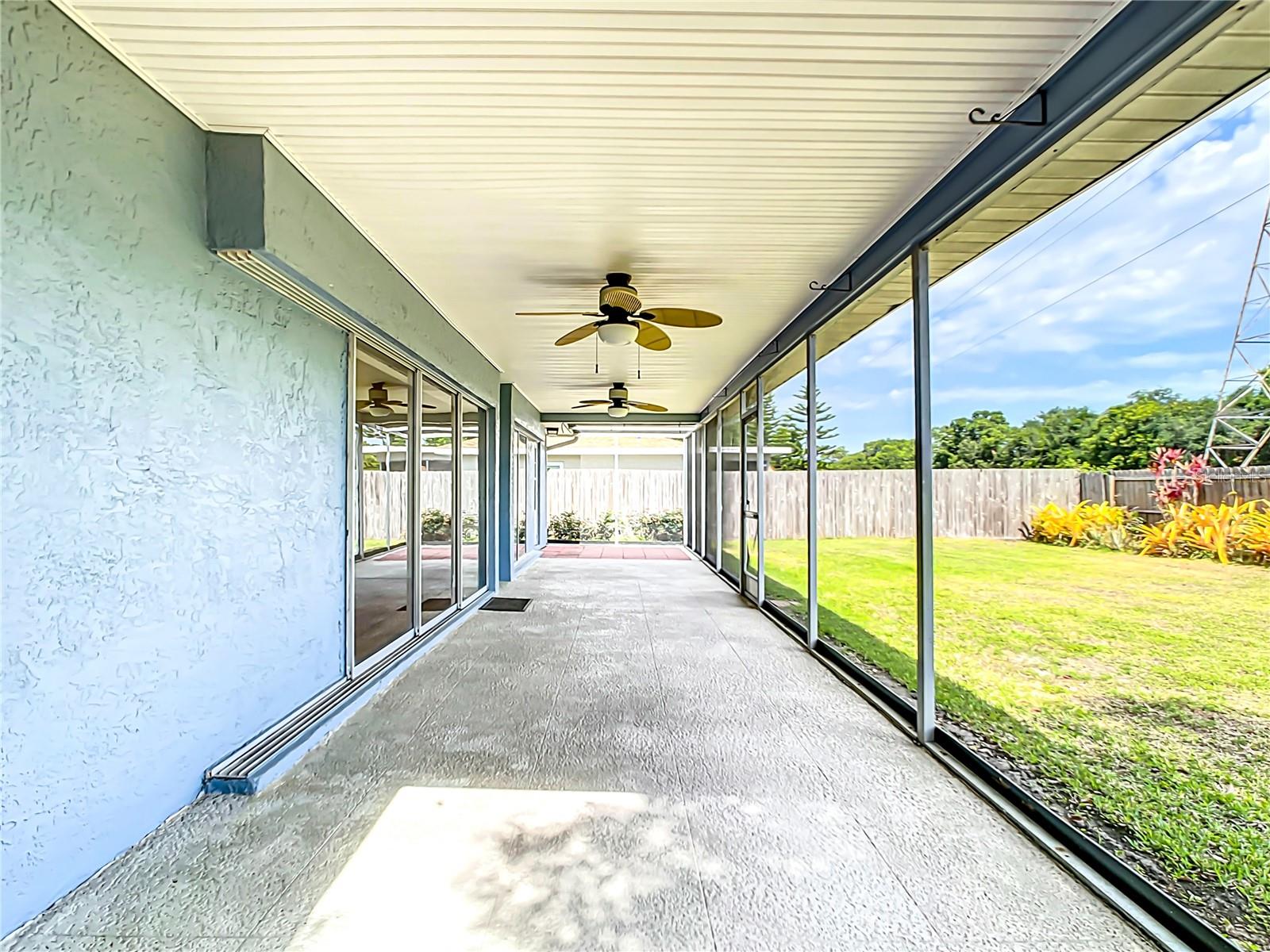 Florida room/Patio