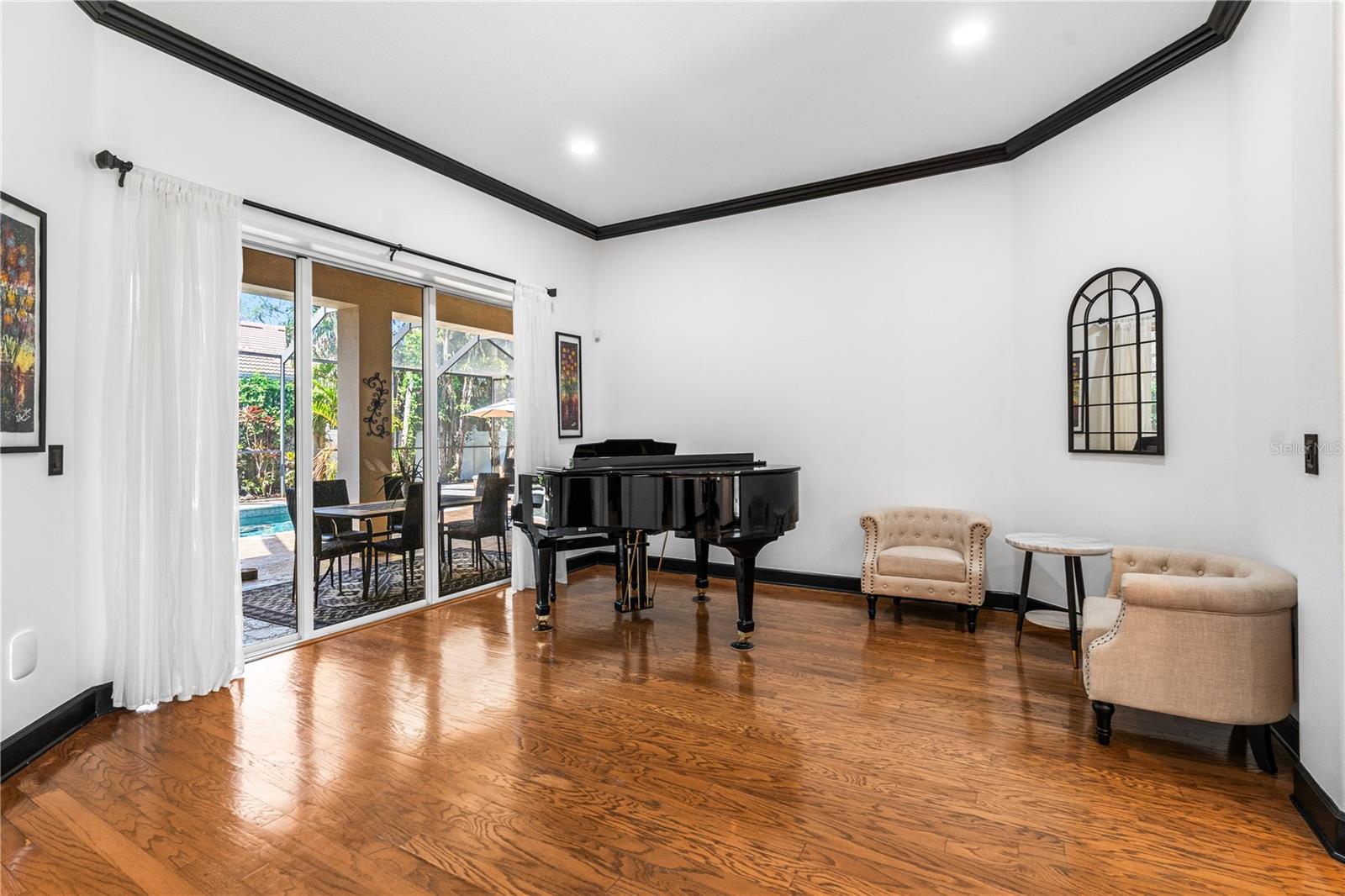 Formal living, dining room.