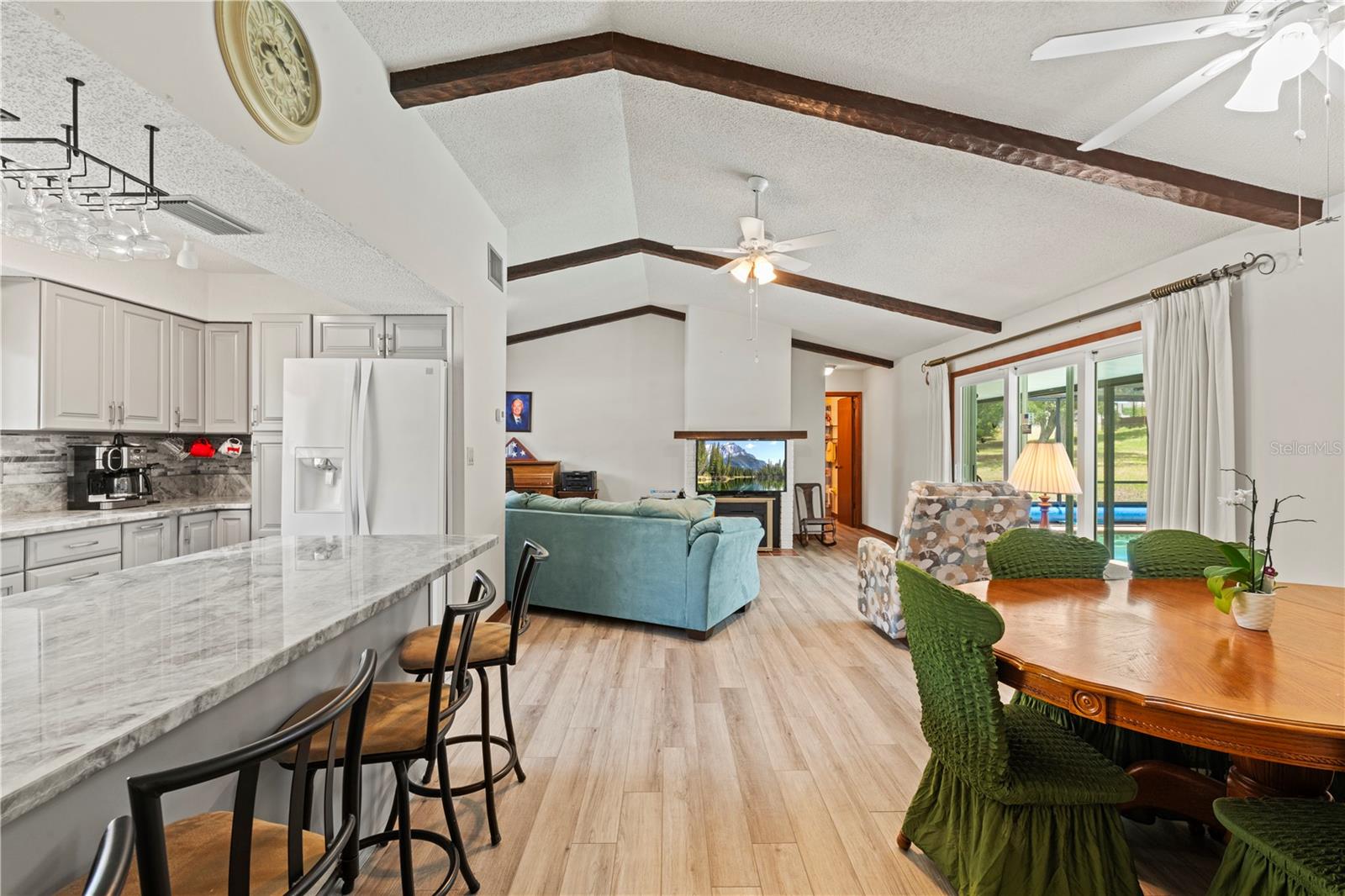 Kitchen, Dining Area & Great Room View