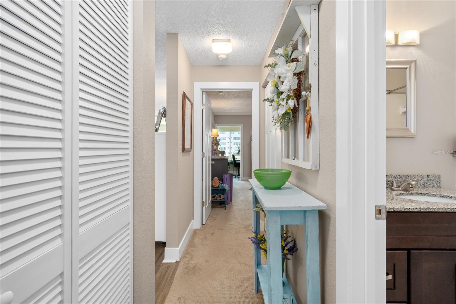 Hallway between bedrooms