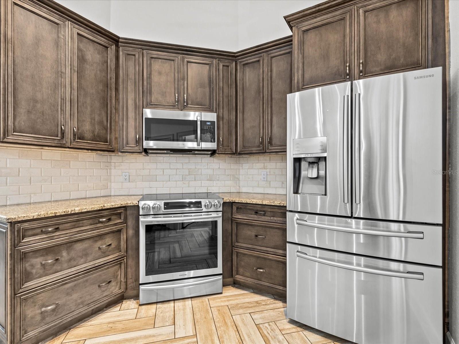 Customer Cabinets and Stainless Steel Appliances