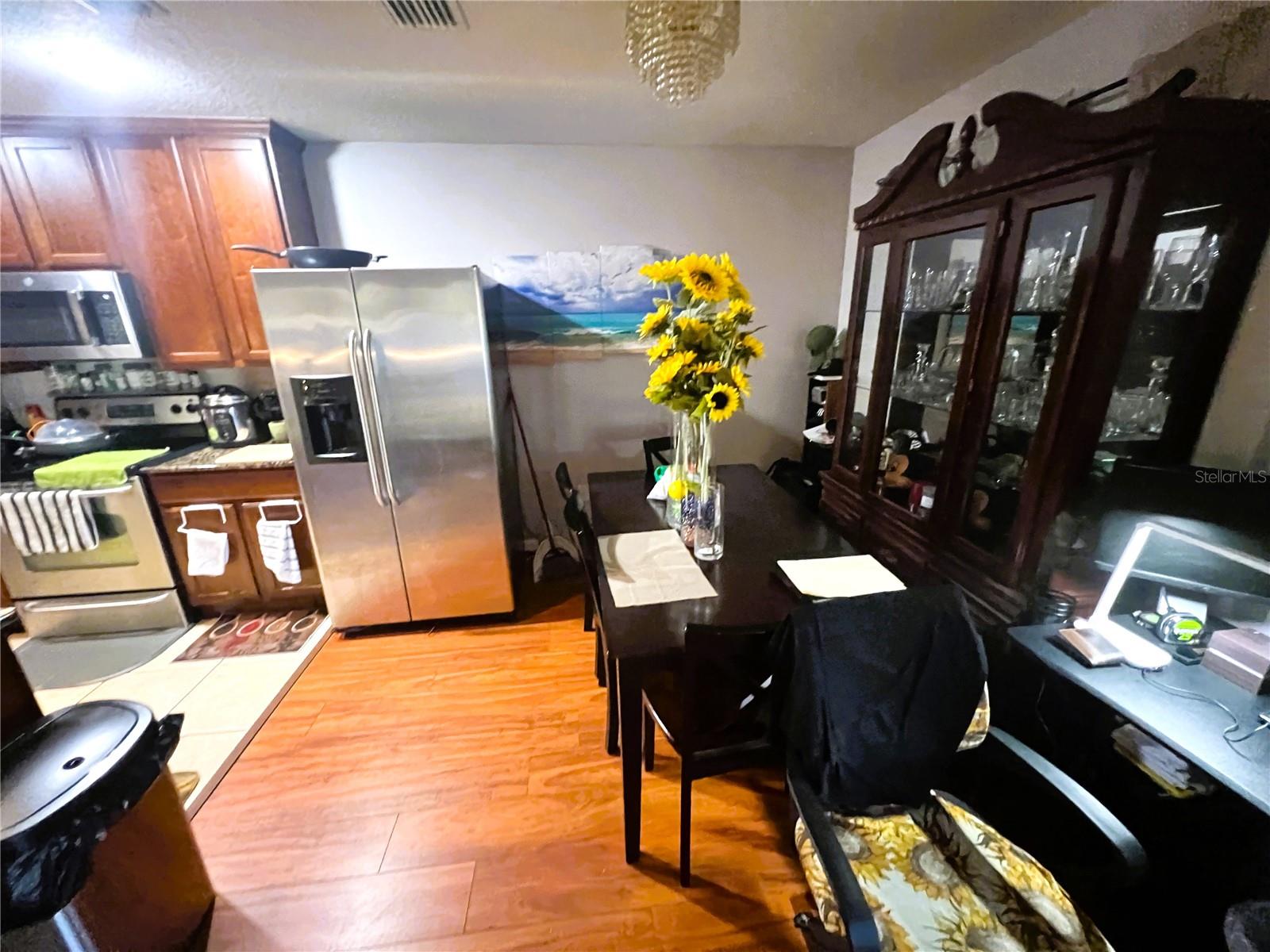 T3533927