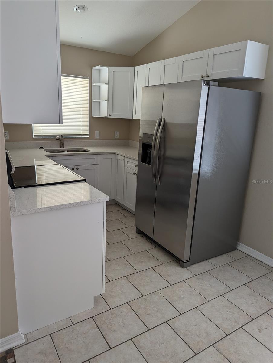 UPDATED Kitchen with quartz countertops!