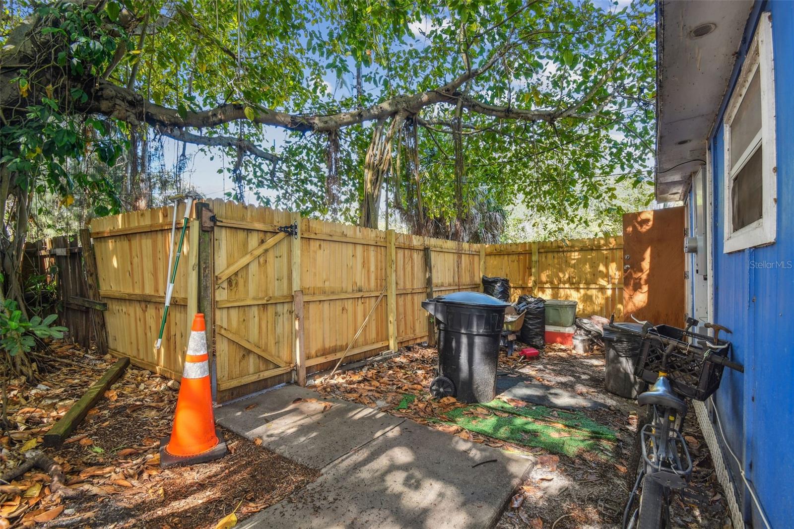 Back House Alley Entrance