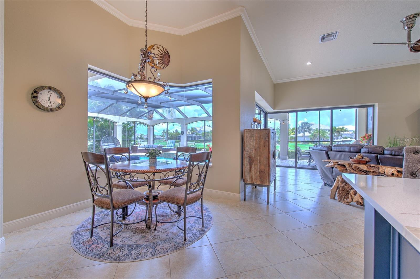 Breakfast Nook