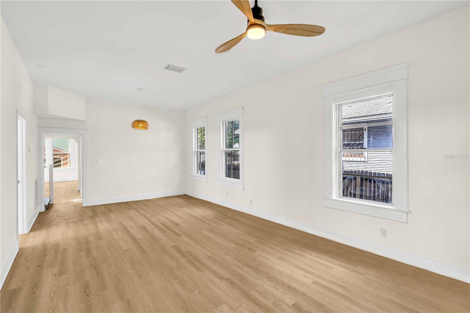 Living Room / Dining Combo