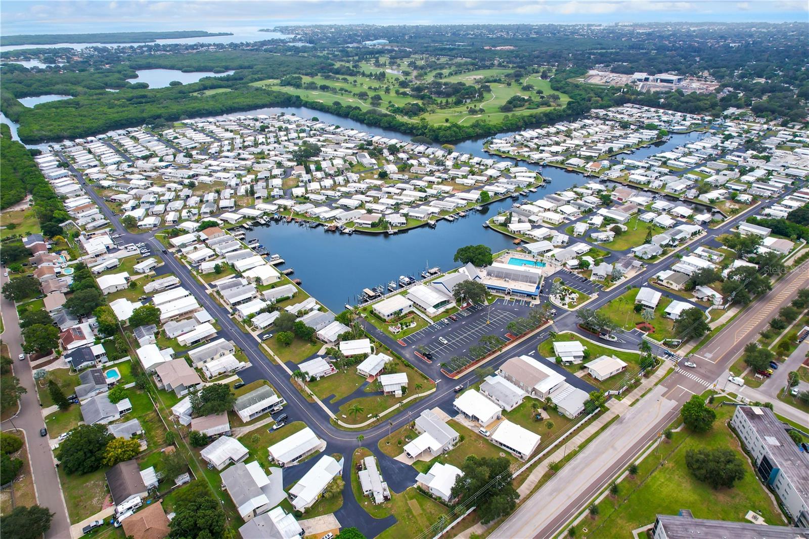 Americana Cove offers 2 boat ramps. Kayak to Weedon Island!