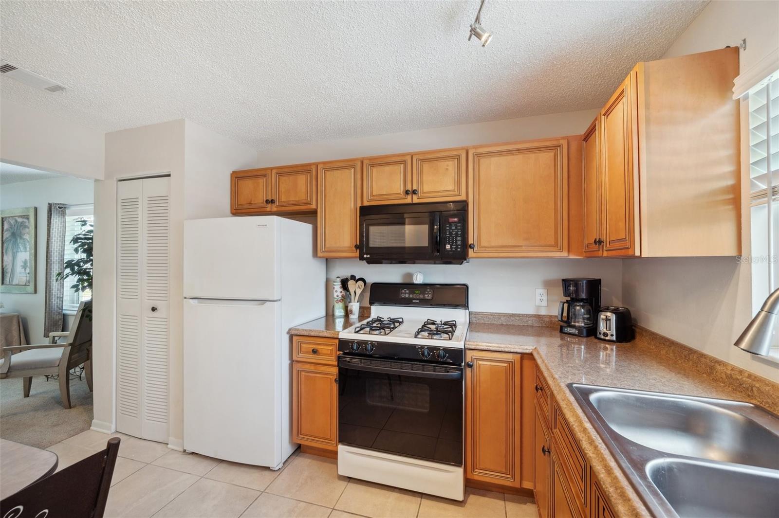 Spacious kitchen, even for the chef in the family.