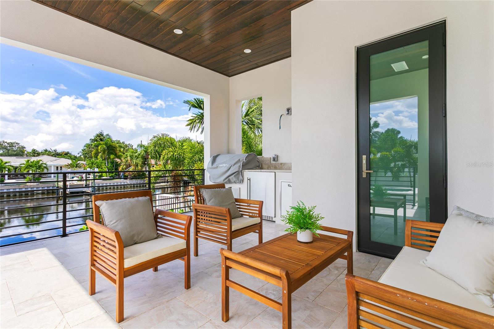 Outdoor Kitchen and Pool Bath