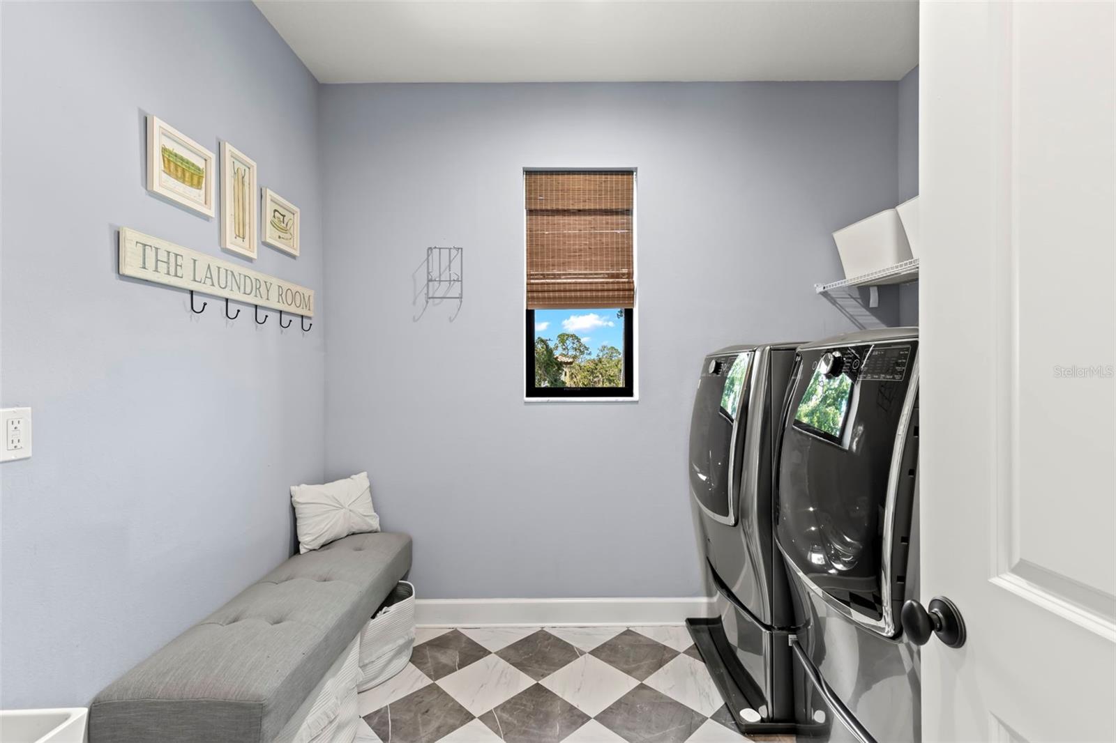 Laundry Room with sink