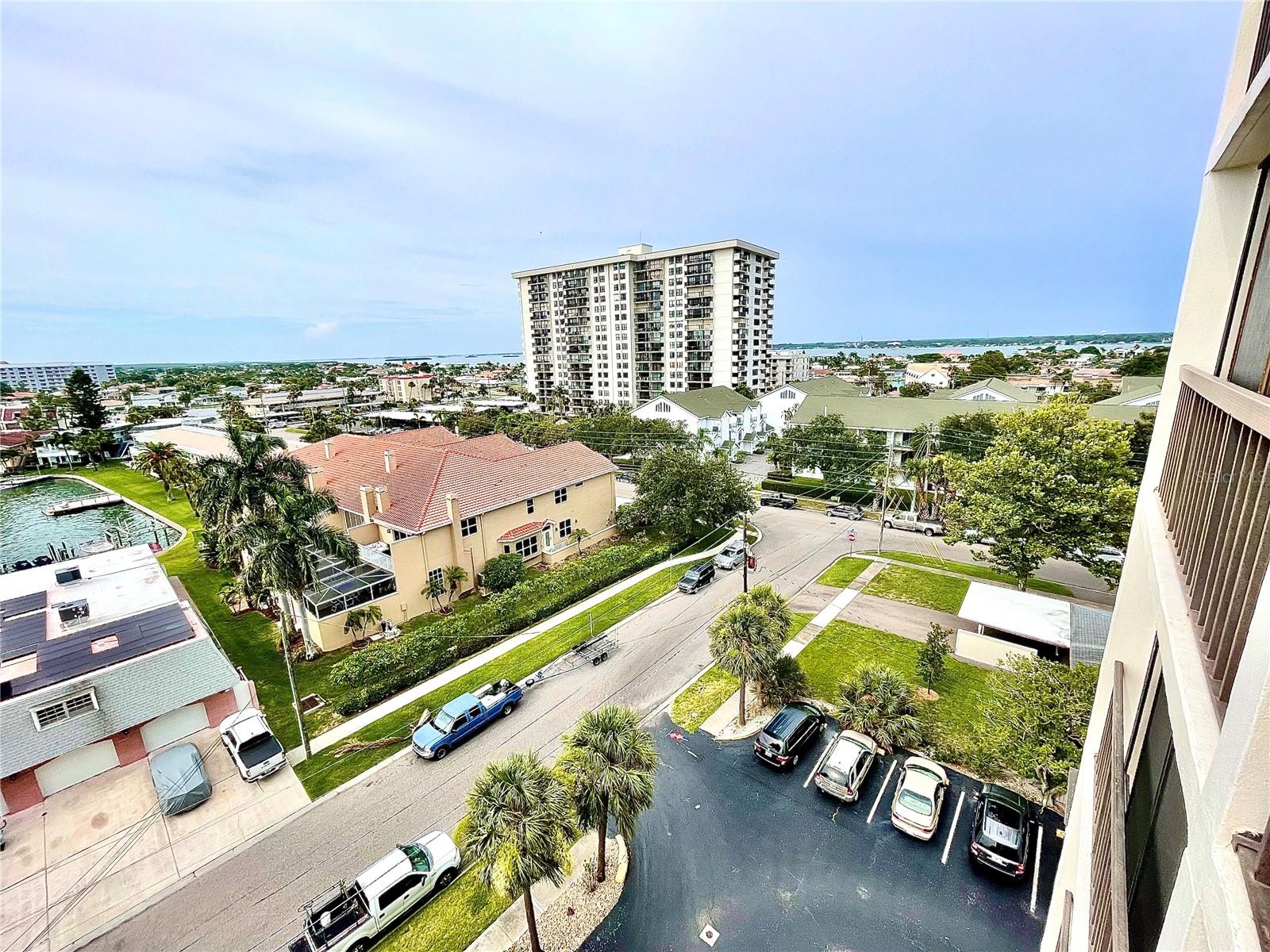 Island Estates close to shopping, restaurants and Tampa Int'l Airport