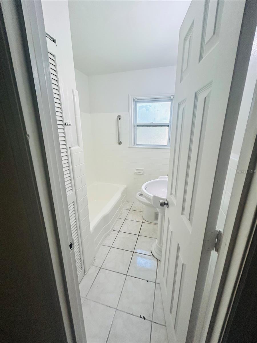 Guest bath downstairs