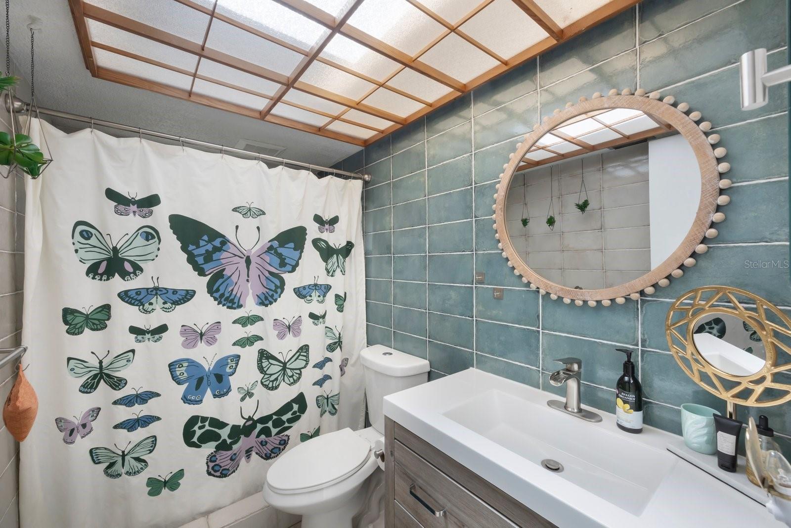 Main Bath W/NEW Vanity and Tile Shower Surround