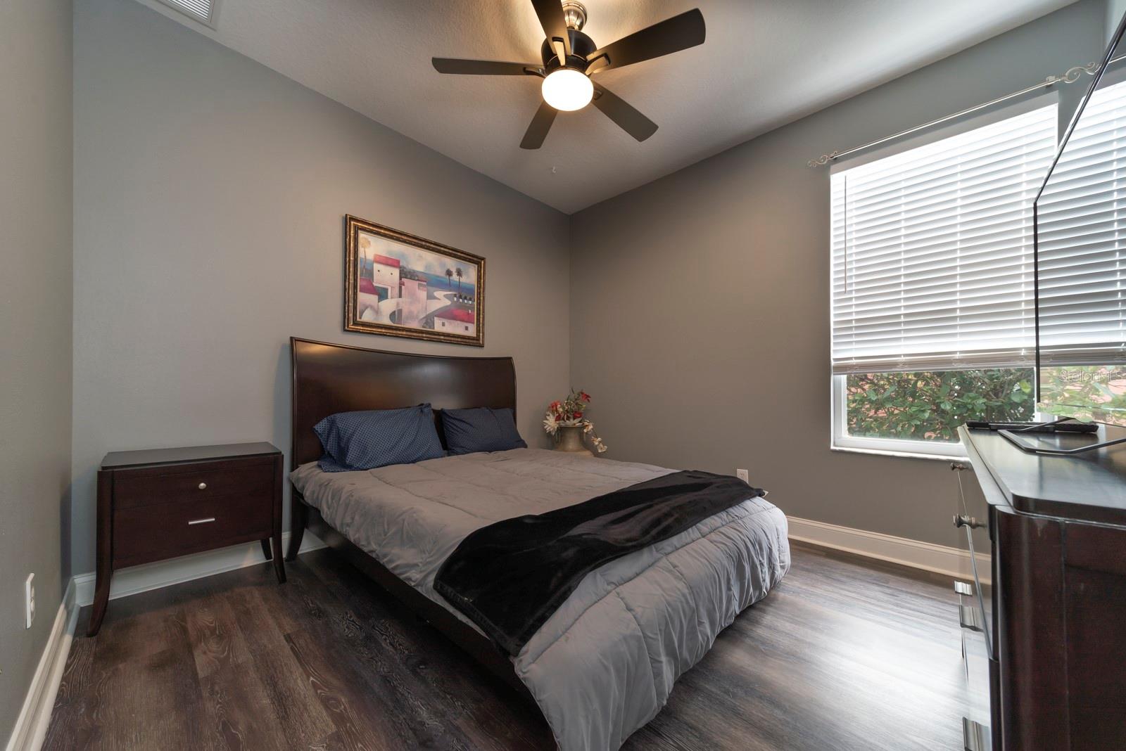 Front guest bedroom (3rd) has en-suite bath