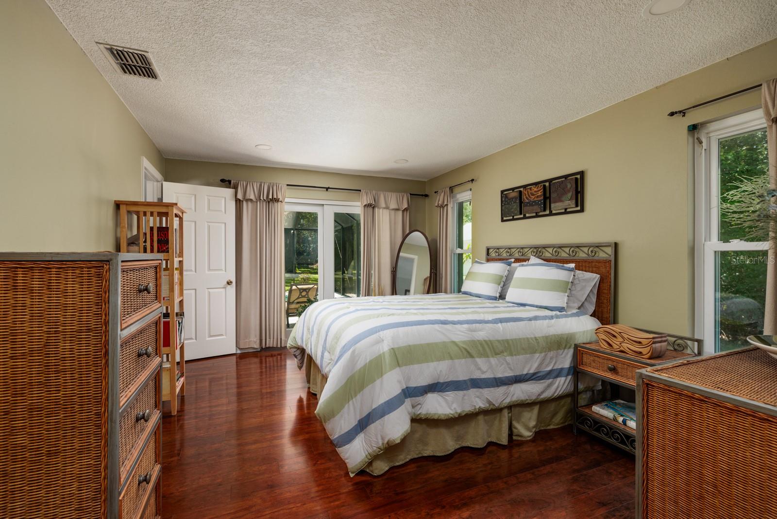 Second Bedroom with access to Lanai