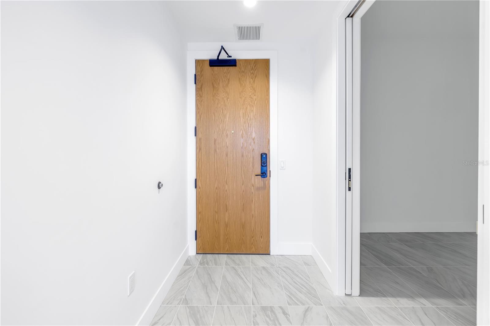 Entry into your Quartz floorplan