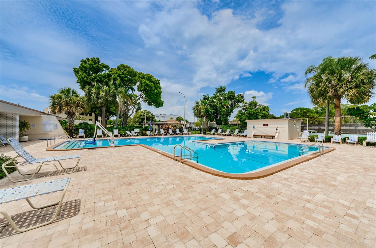 Magnolia Center pool