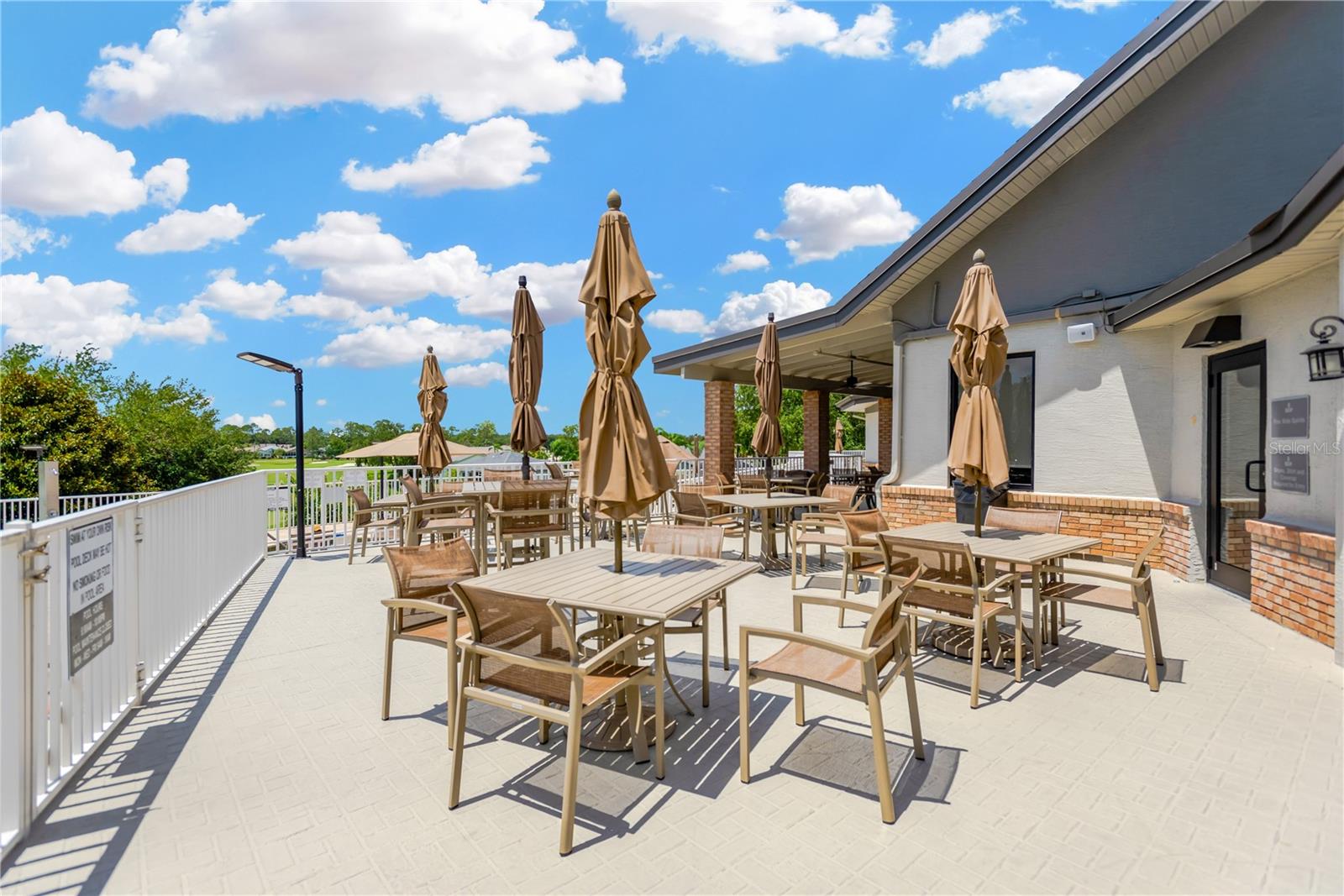 Dine Al Fresco Near the Pool