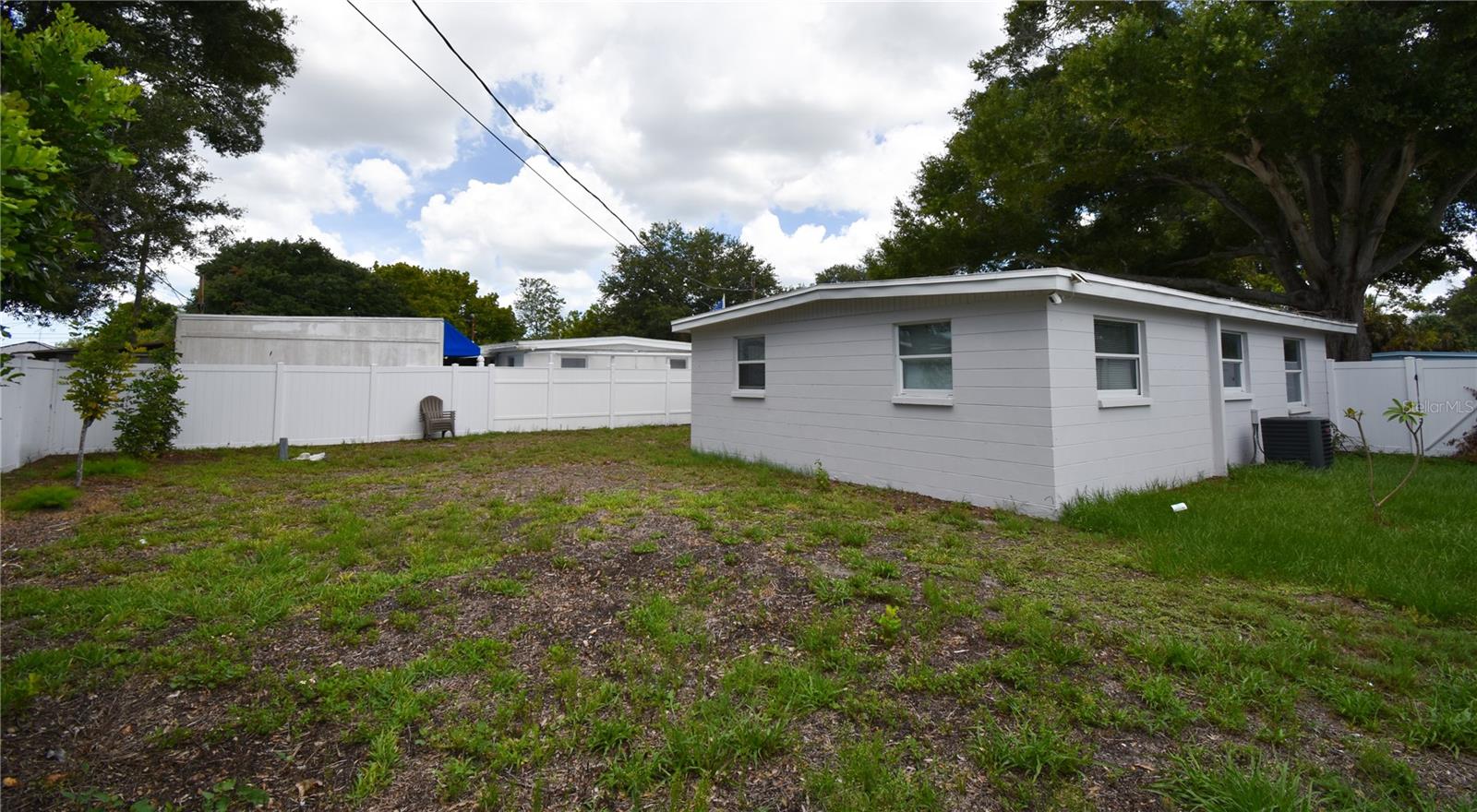 Back of house/yard