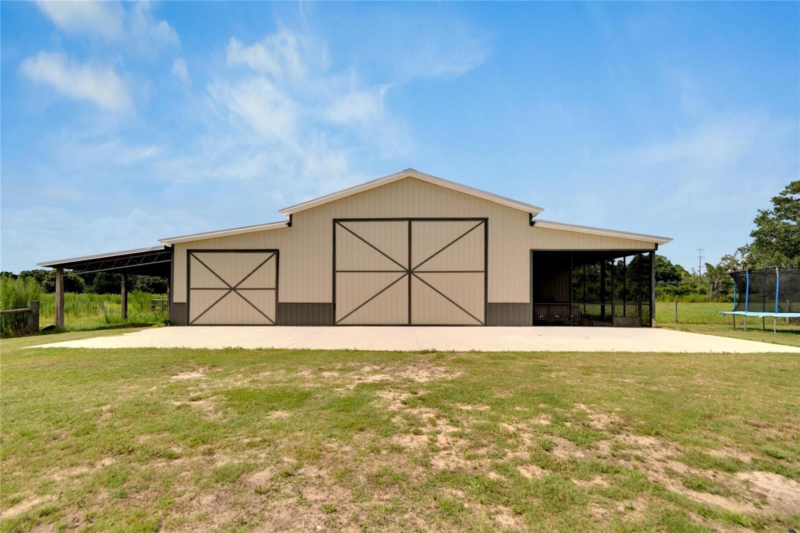 60 X 64 Barn with Perma columns