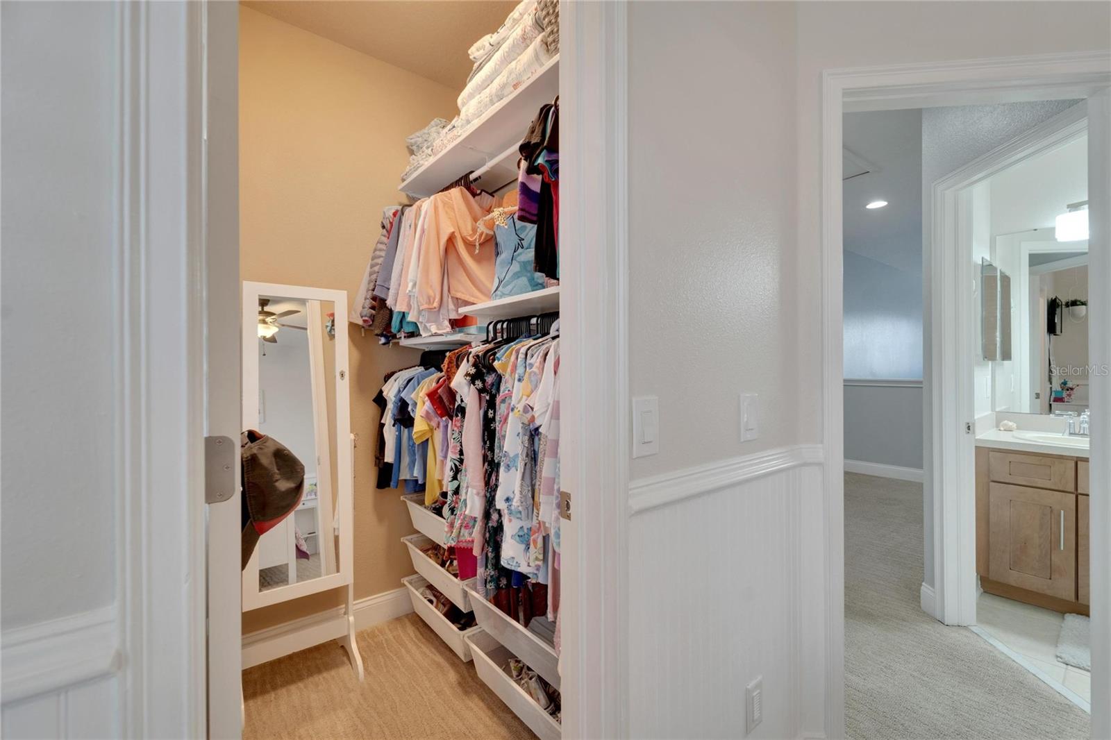 Bedroom 4 Walk-In Closet