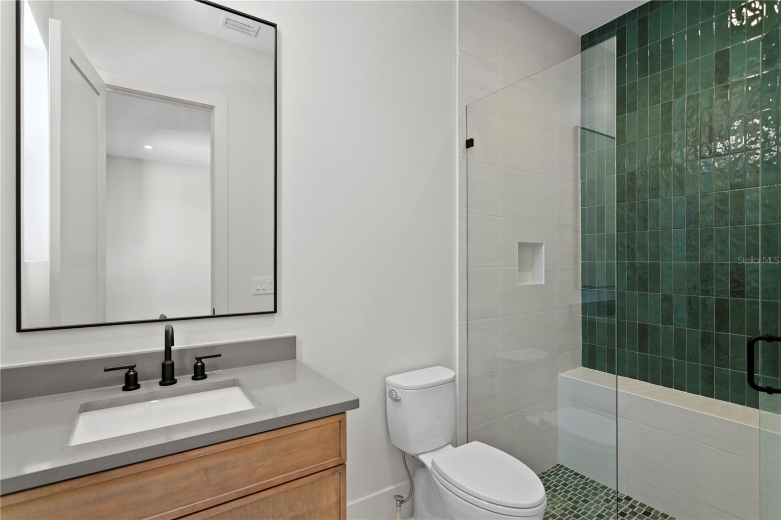 Bed 4 Ensuite Bathroom