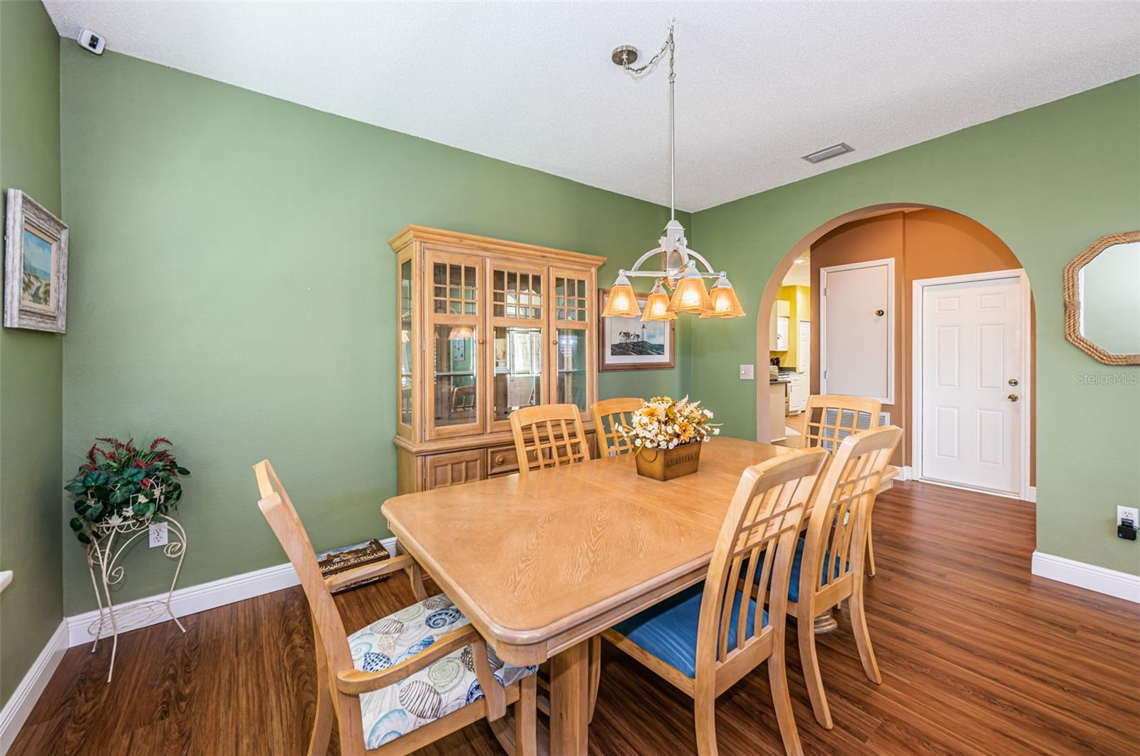 Dining Room Area - with furniture