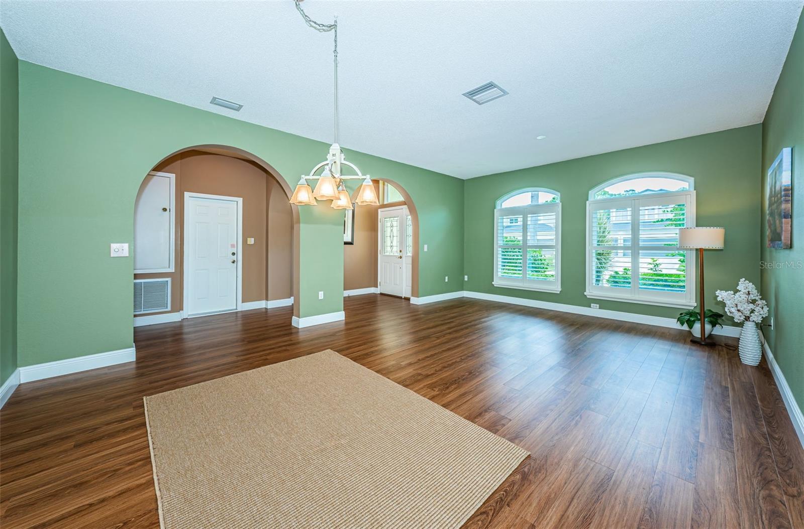 Living Room/Dining Room Combo