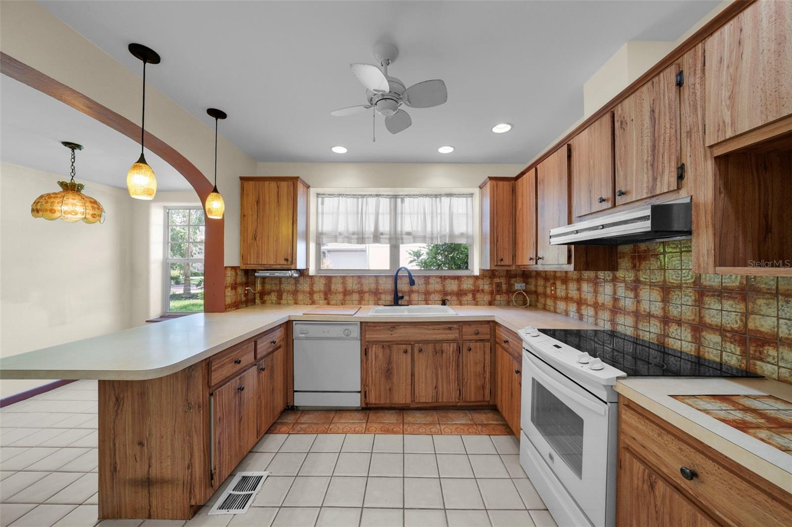 Kitchen - tons of natural light!