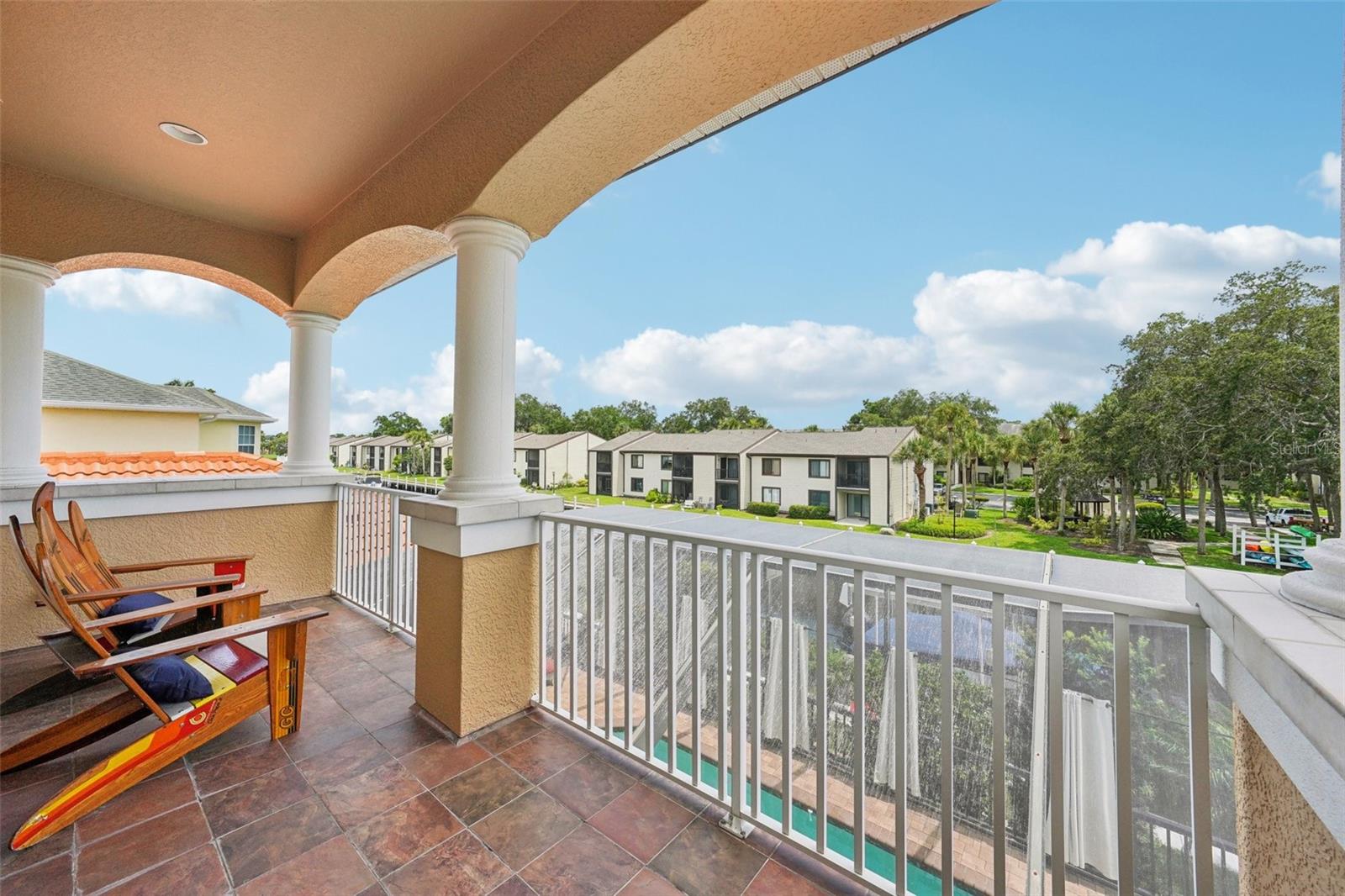 Veranda of of the bonus living space