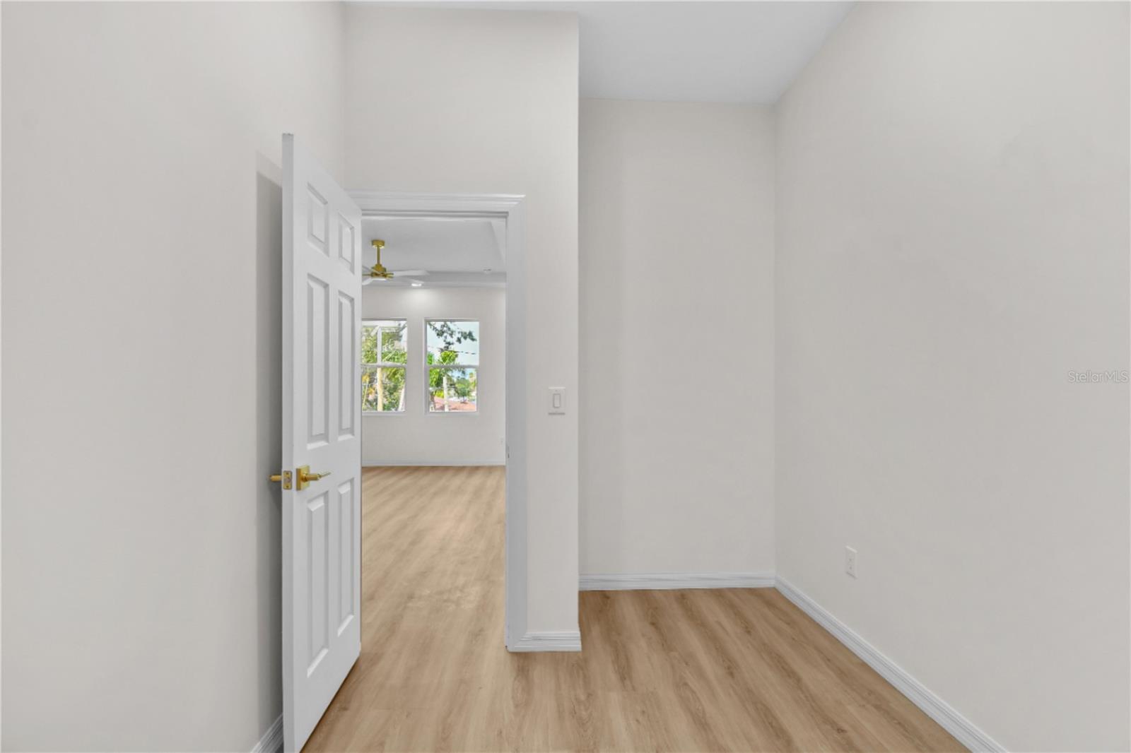 Primary Suite Walk-in Closet