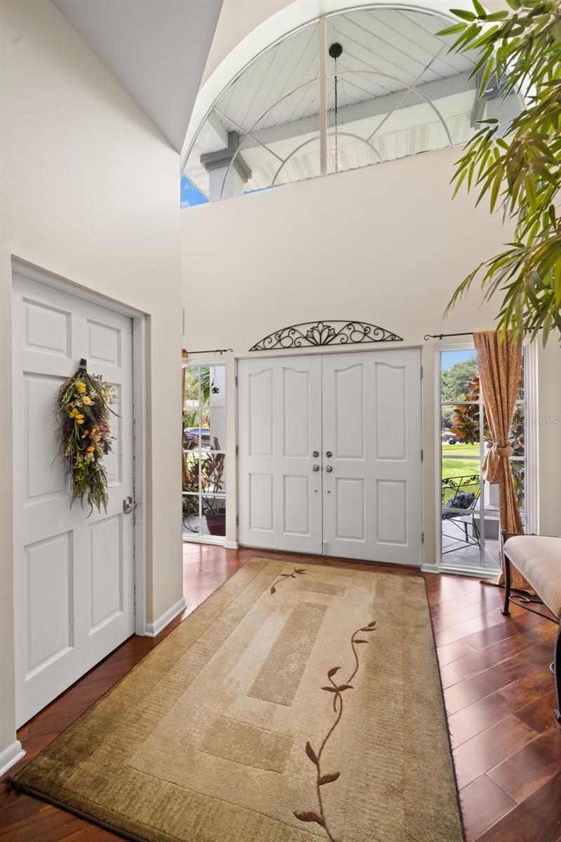 Double door entry