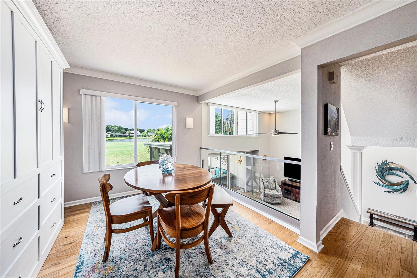 2nd Floor dining area