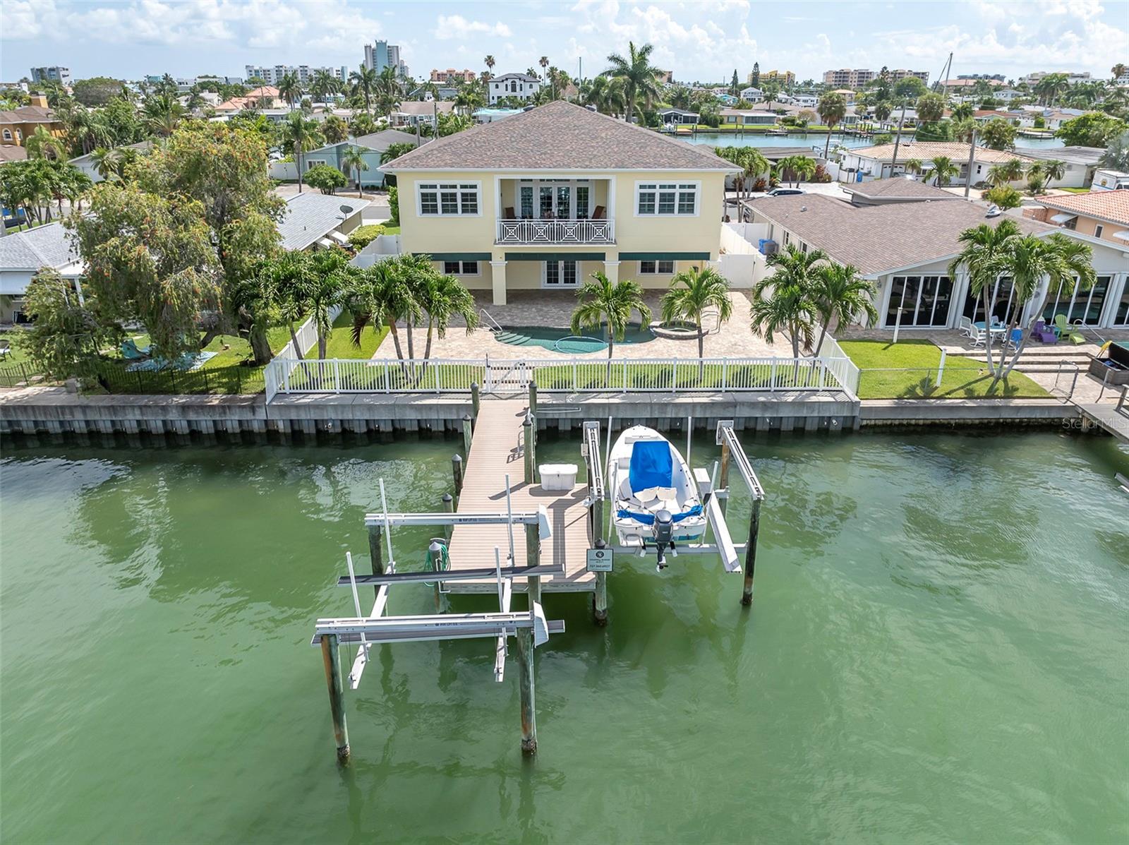 2 boat lifts, up to 10,000 pounds each