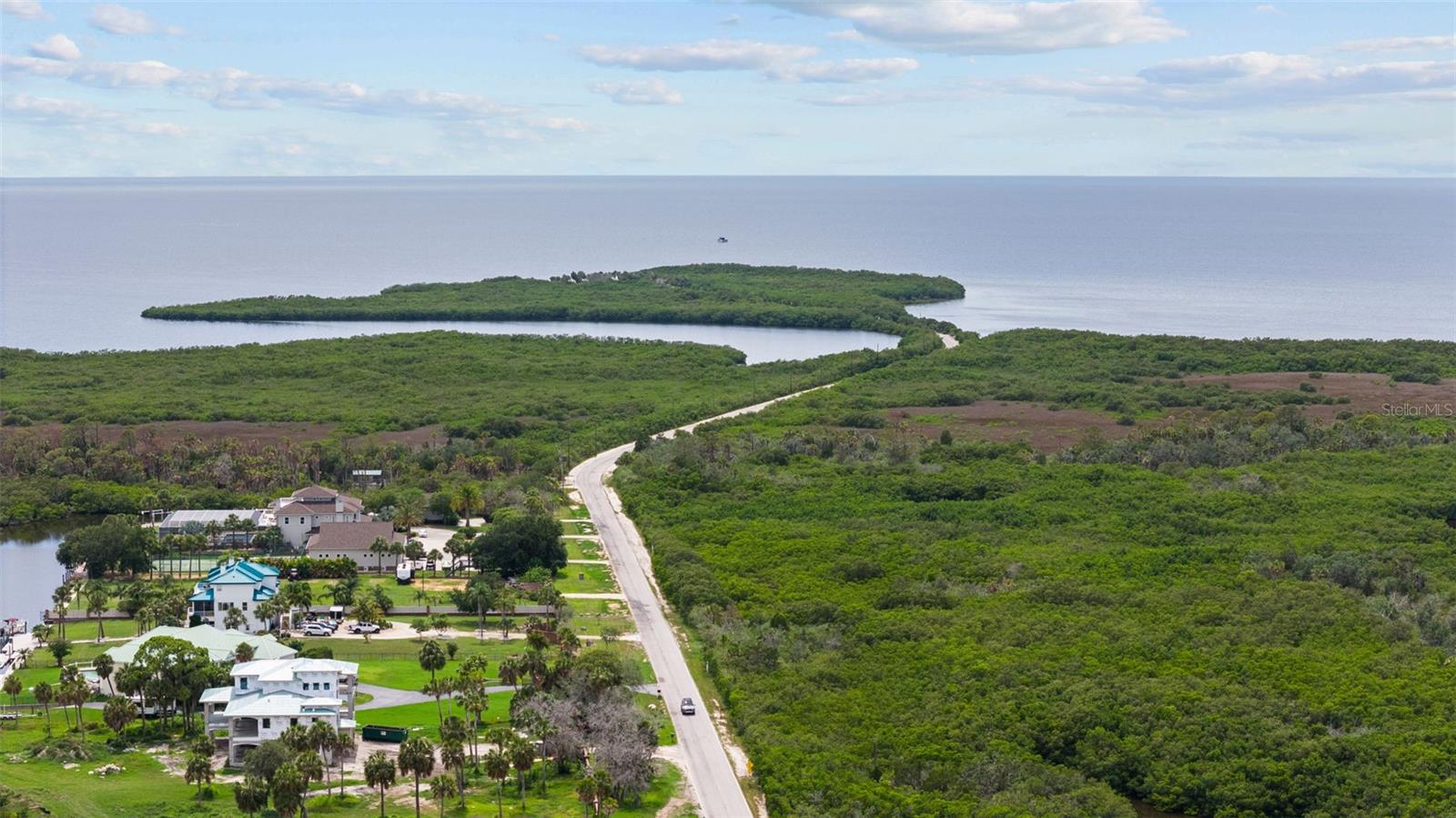 Green Key Beach and Park at end of the street.  Anclote Island is one of the best boaters beaches around and a short boat ride away!