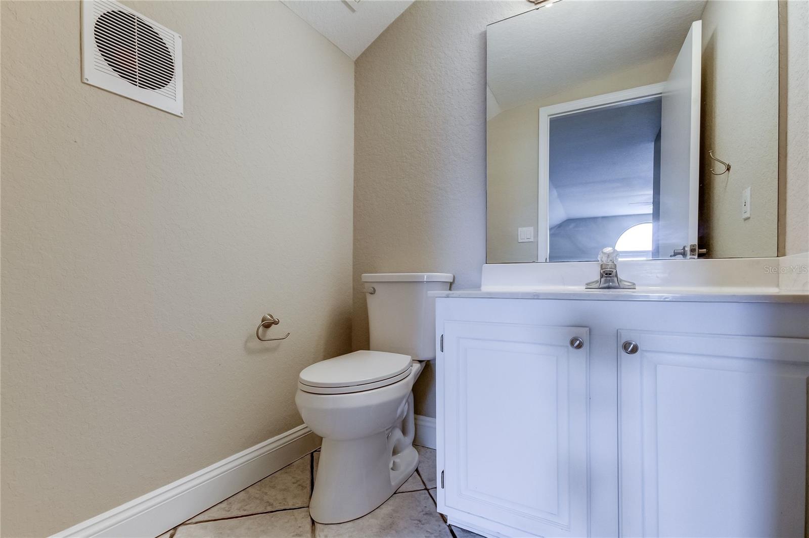 Bedroom 5 - half bath.