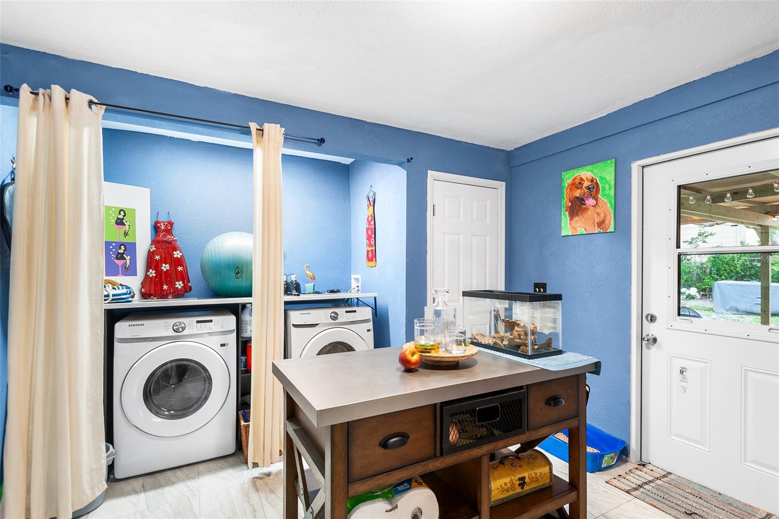 Laundry/Pantry/Storage room