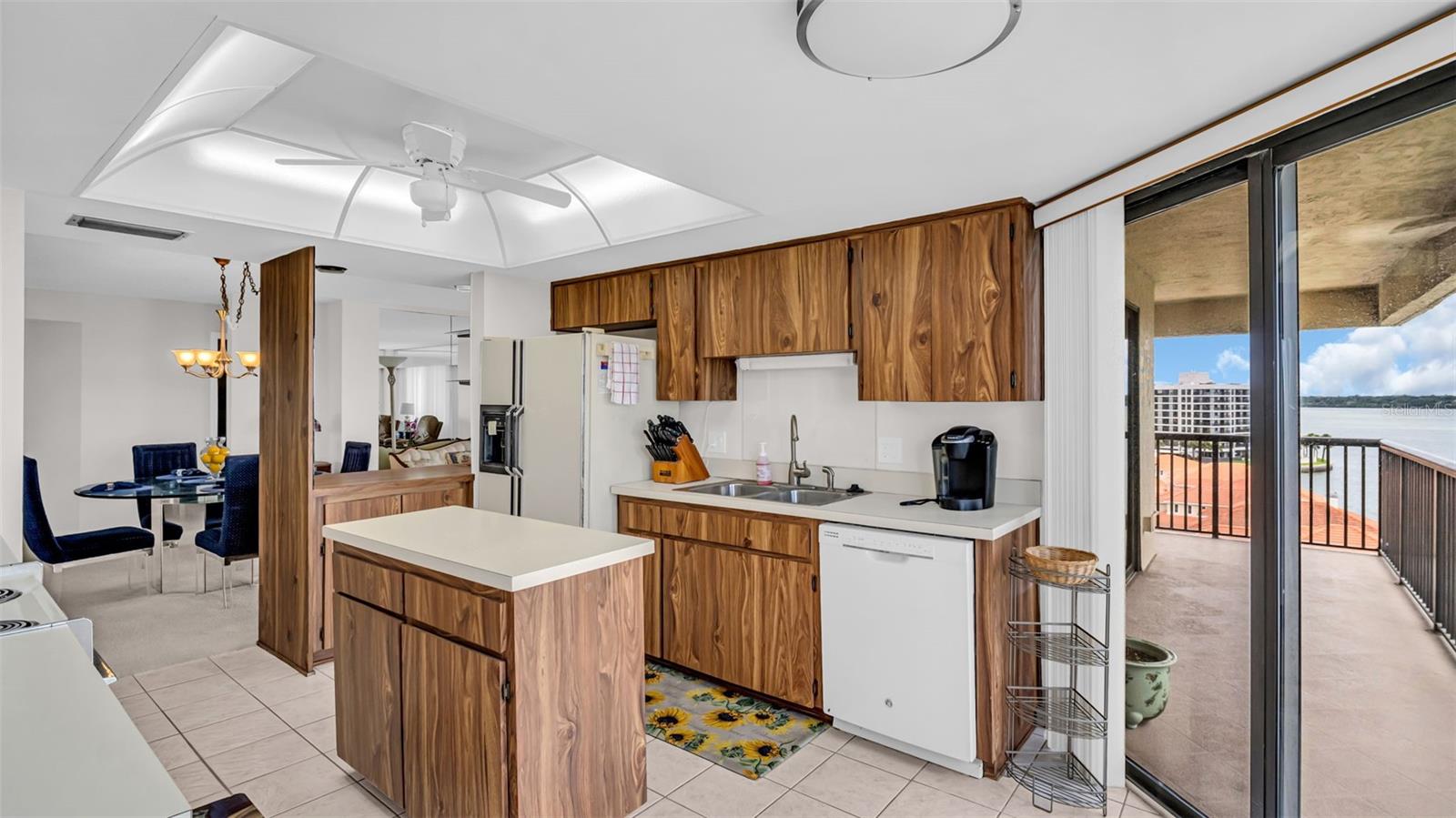 Kitchen w/ Access to south balcony