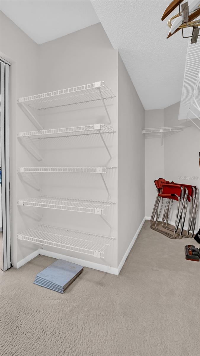 Walk-in Closet