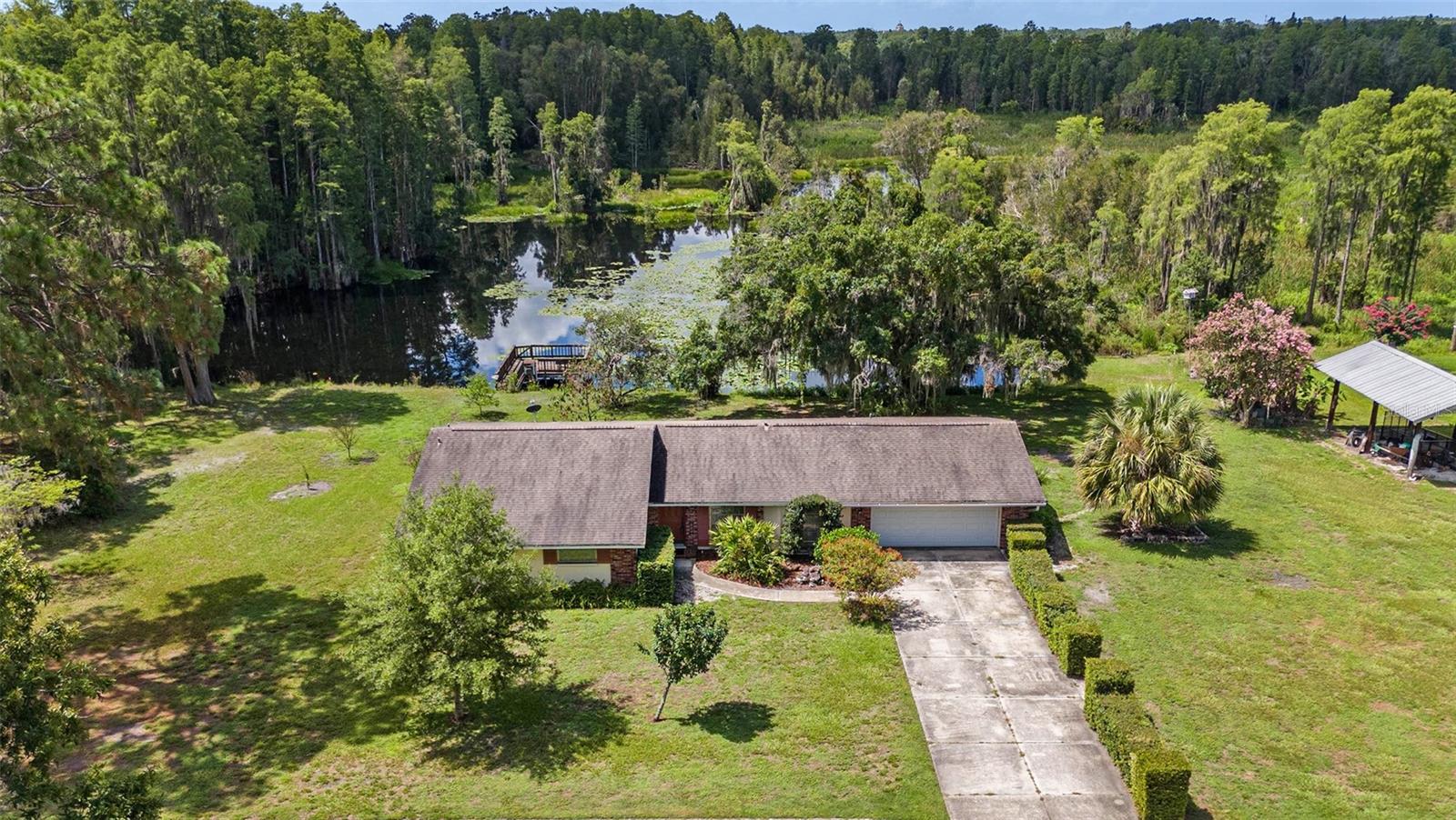 .72 Acres on Lake Magdalene