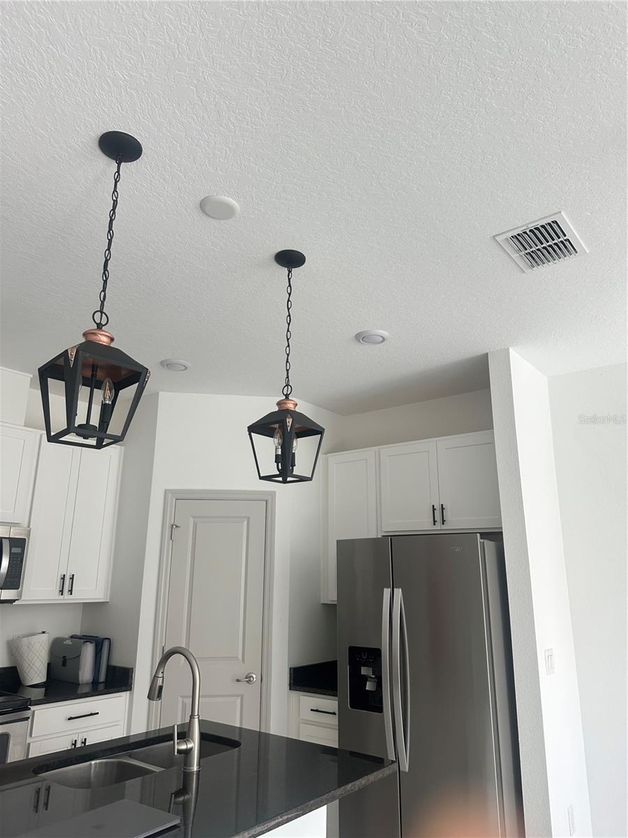 Kitchen pendant lights