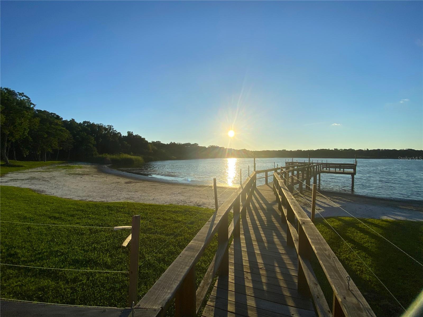 Pier & Private Beach