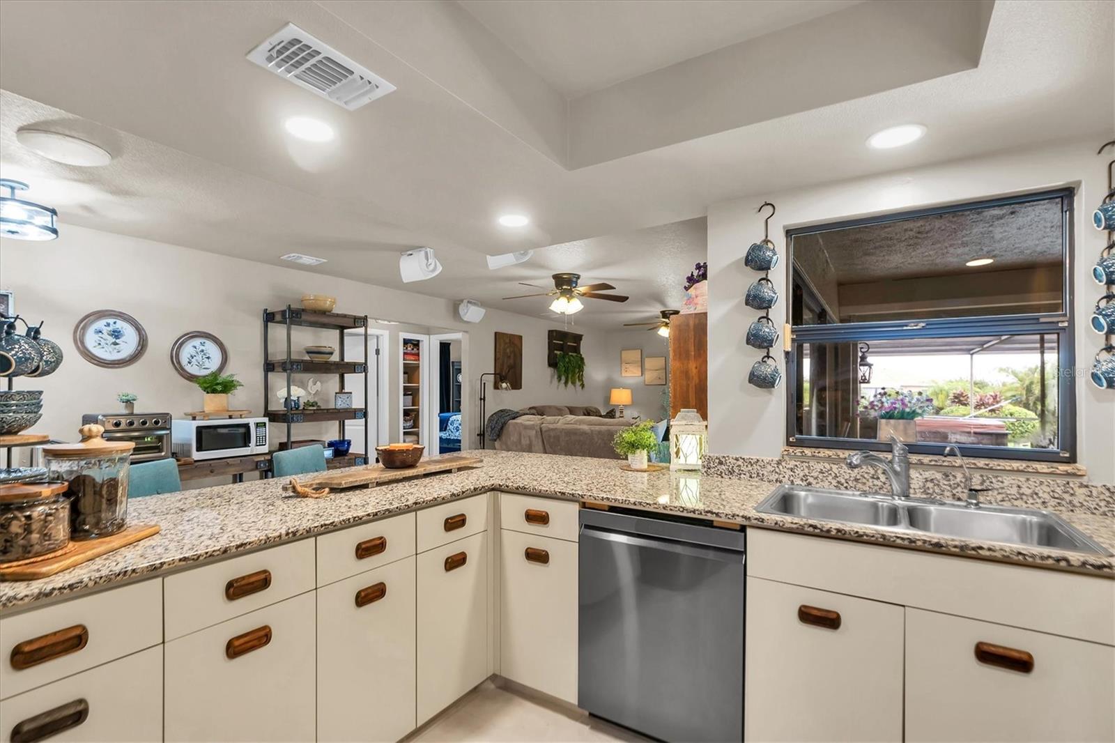 Kitchen opens to the family room