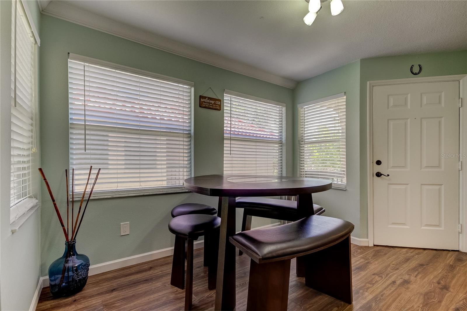 Dining nook. Only end units have these windows.