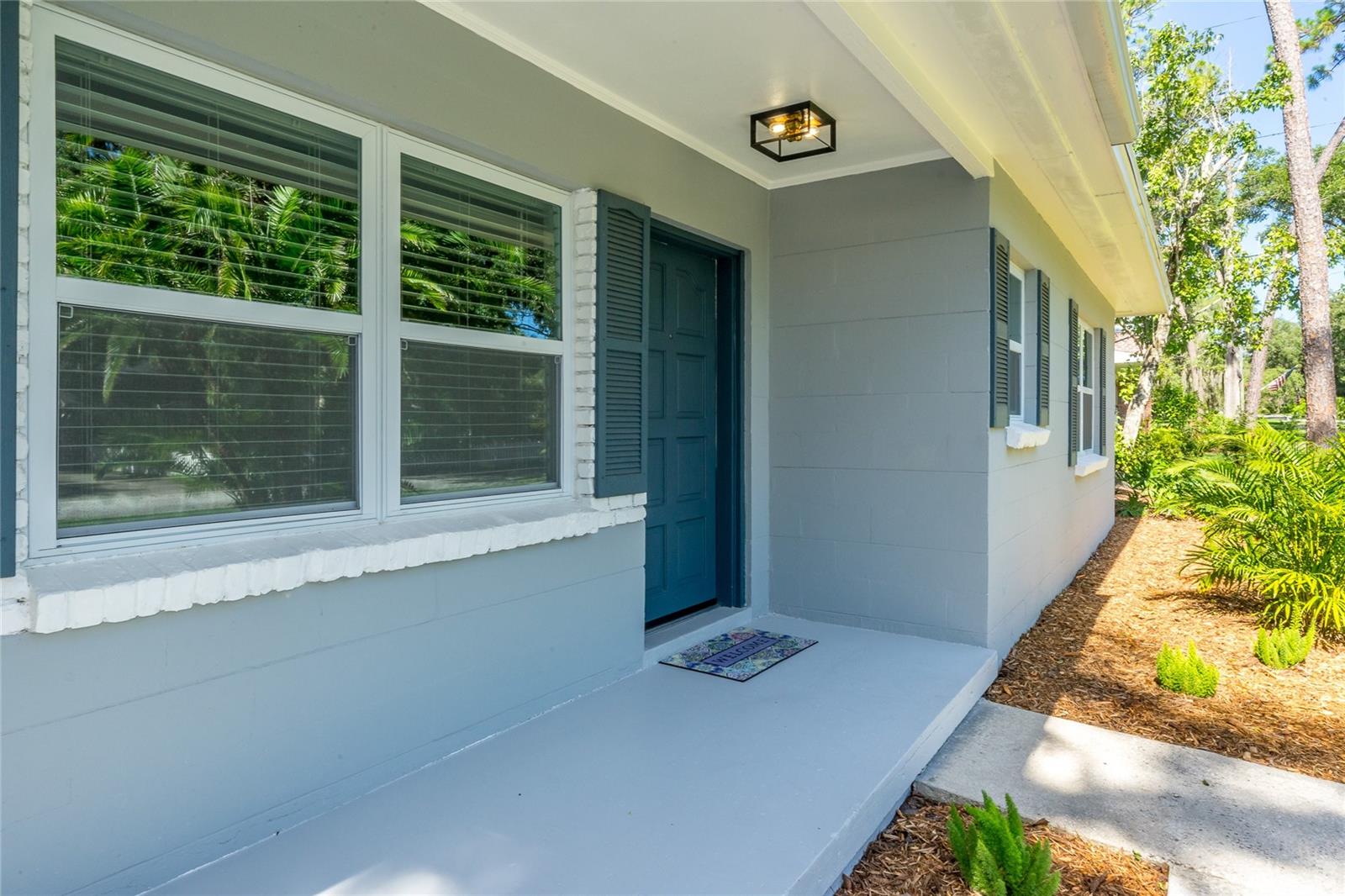 Cute front porch.