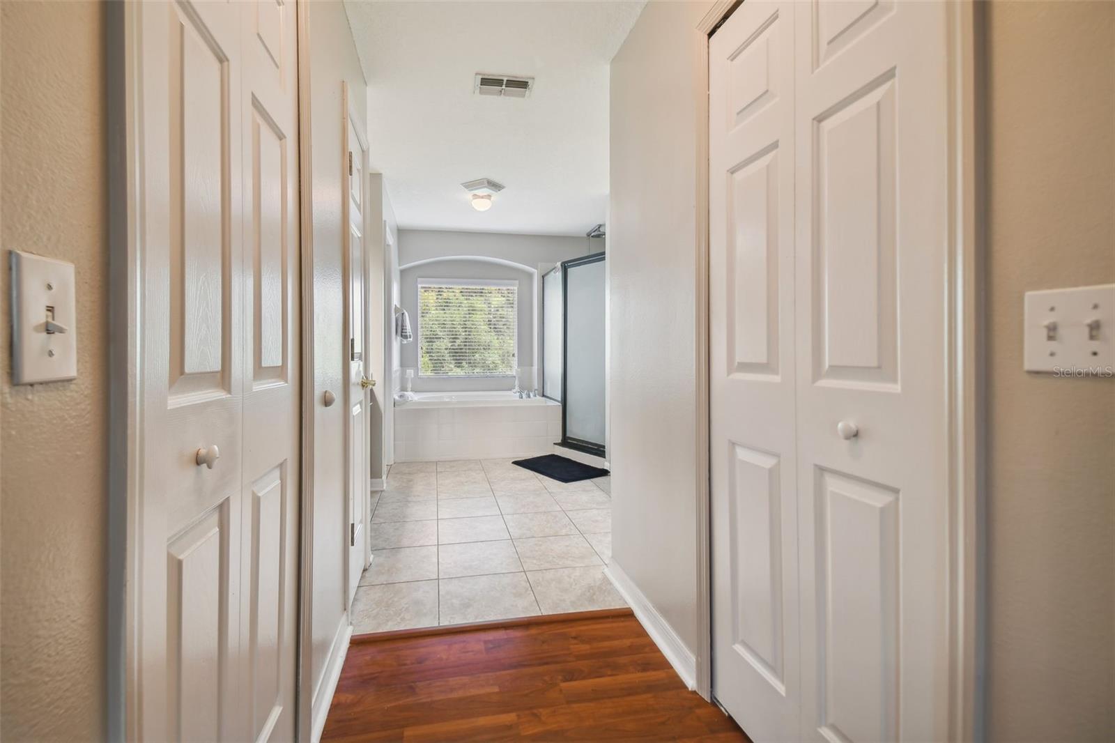 Owner's suite hallway