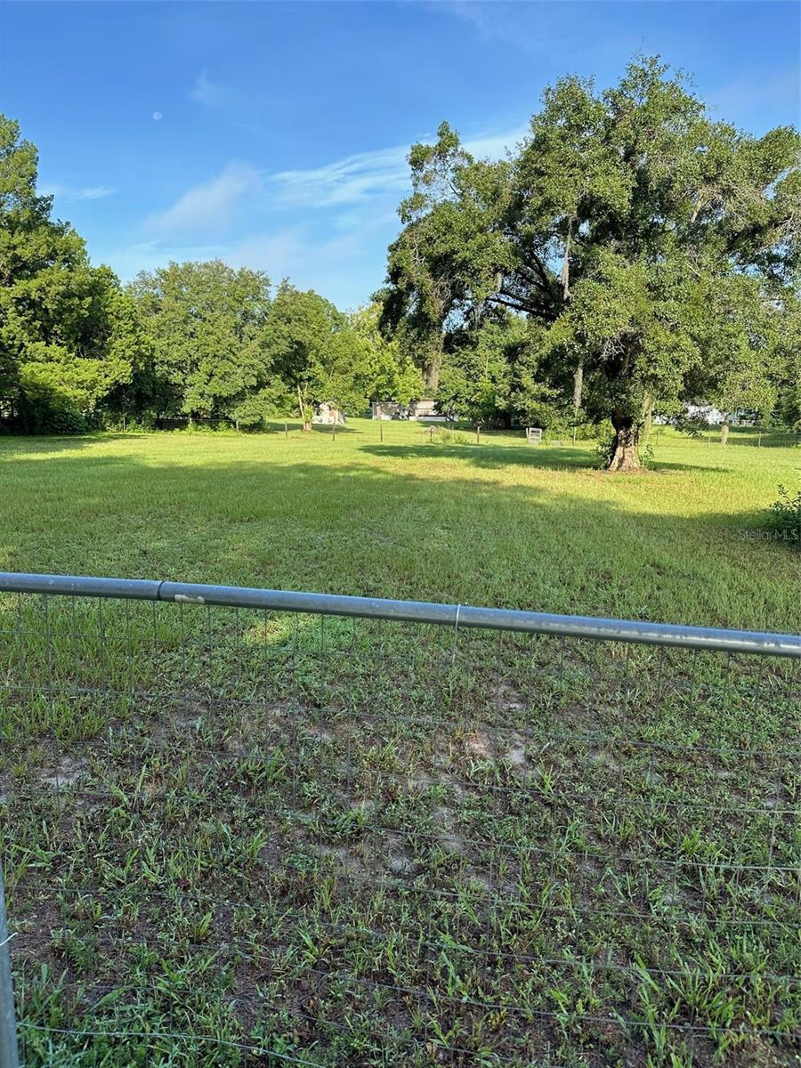 land extends to the second fence