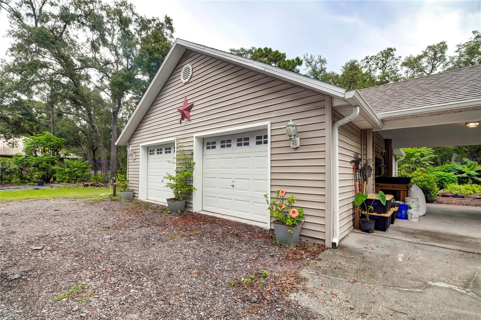 1107 sq.ft. Garage