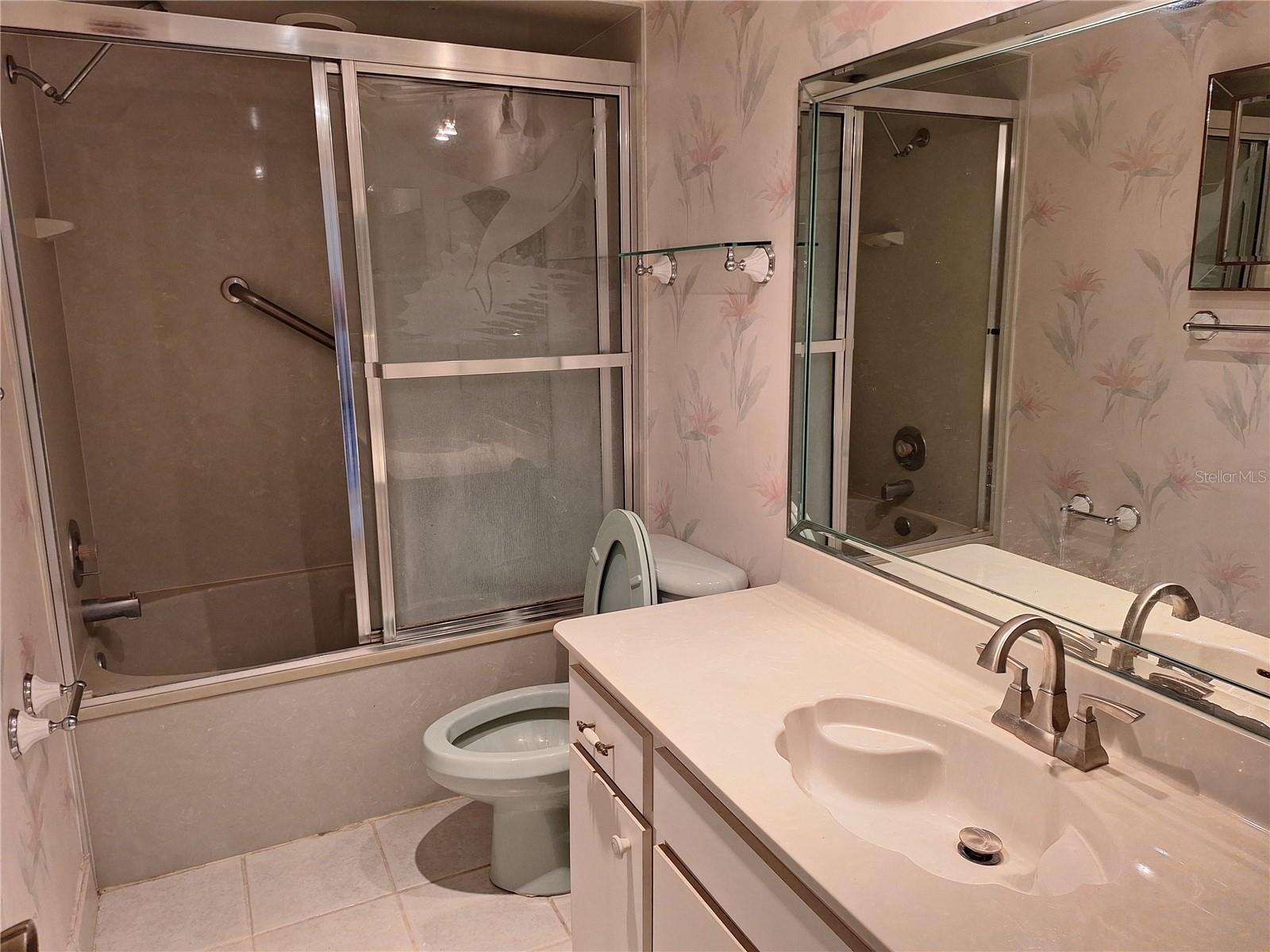 Primary Suite Bathroom