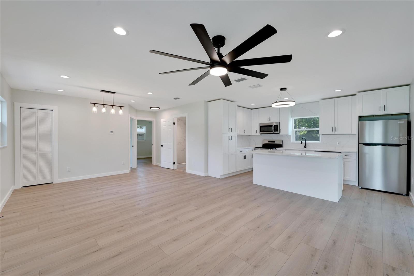 Formal Living Room/Kitchen Combo